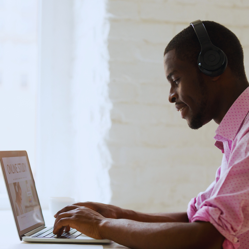 Lecture player with slide thumbnails